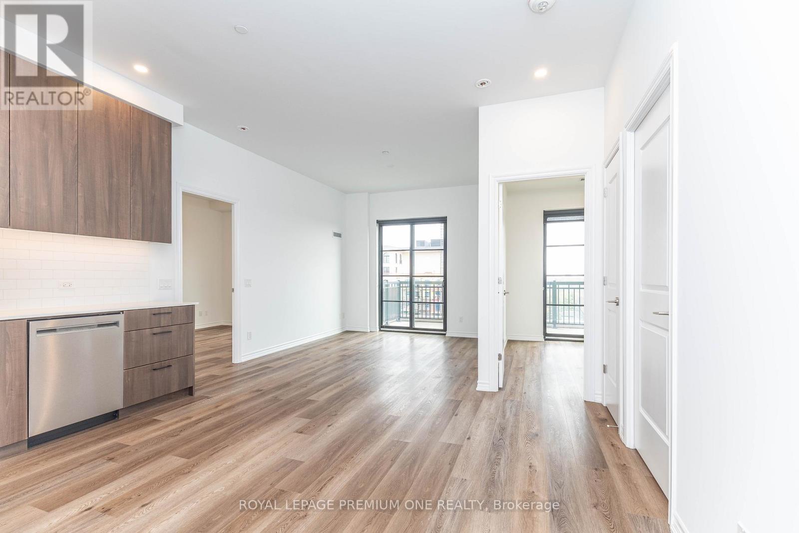 Ph02 - 571 Prince Edward Drive N, Toronto, Ontario  M8X 0A1 - Photo 25 - W12555308