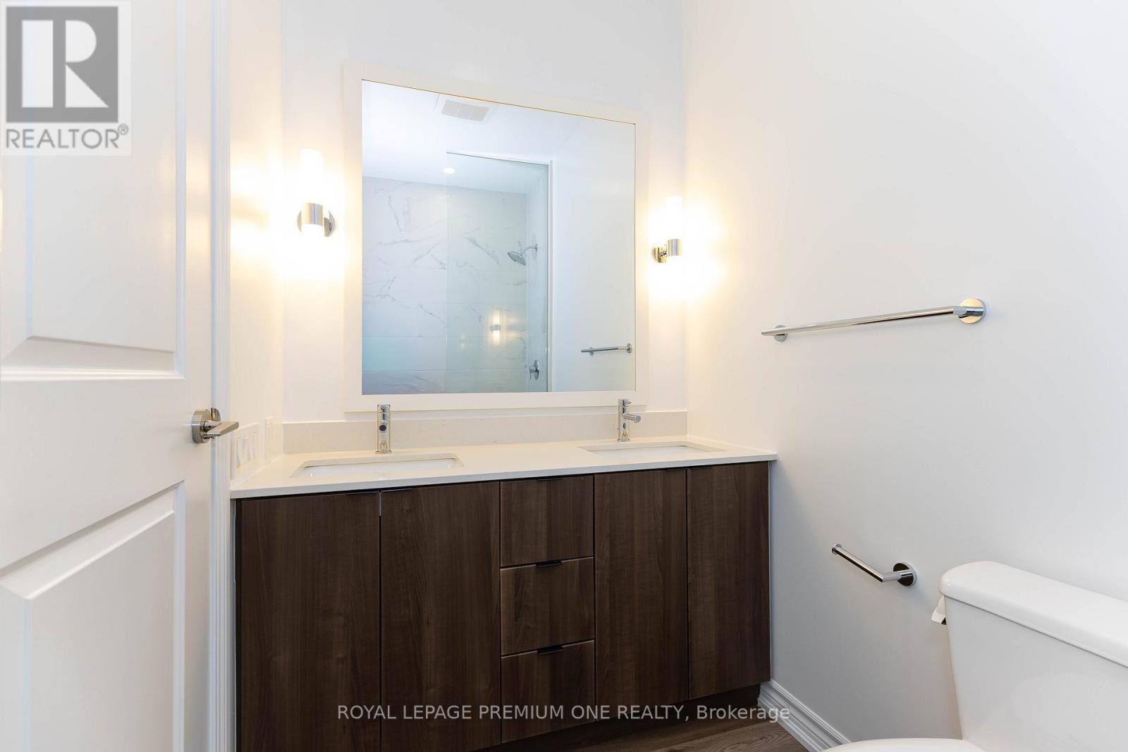 Ph02 - 571 Prince Edward Drive N, Toronto, Ontario  M8X 0A1 - Photo 29 - W12555308