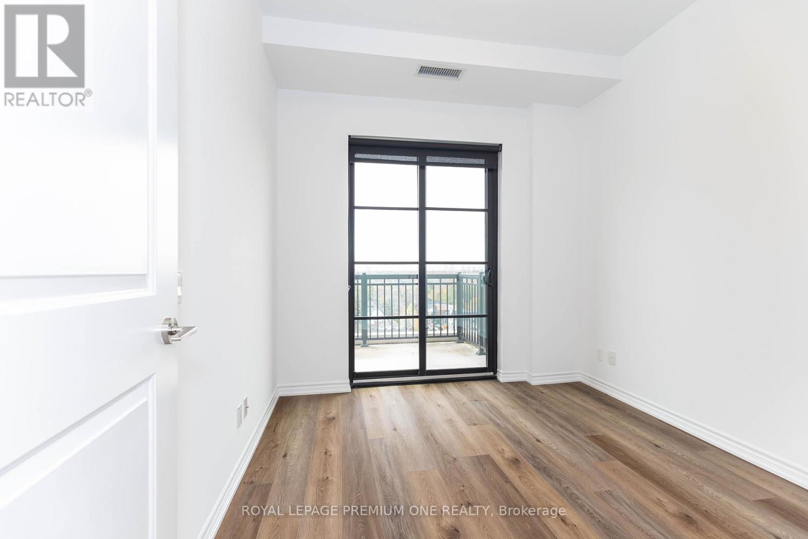 Ph02 - 571 Prince Edward Drive N, Toronto, Ontario  M8X 0A1 - Photo 34 - W12555308