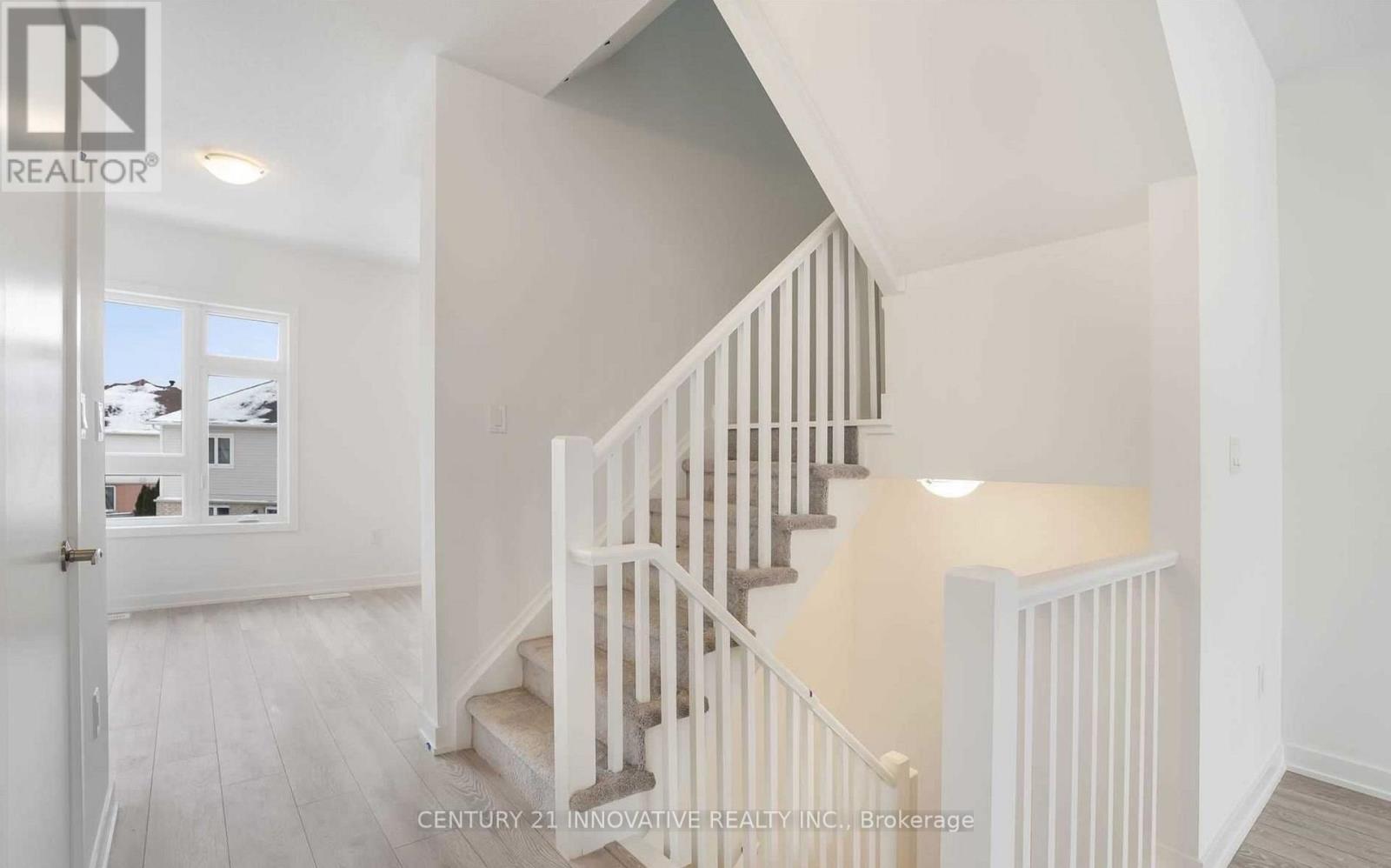 3079 Cherry Blossom Cmn, Burlington, Ontario  L7M 0H8 - Photo 9 - W12555312