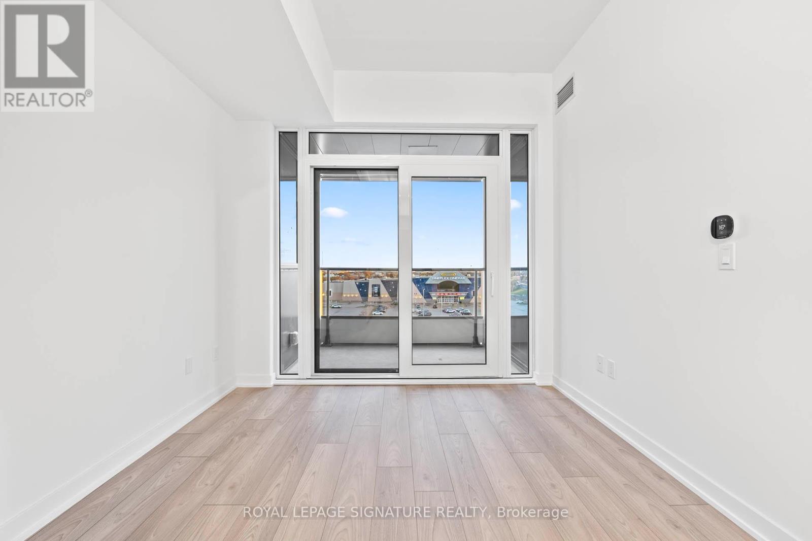 527 - 1007 The Queensway, Toronto, Ontario  M8Z 6C7 - Photo 12 - W12555356