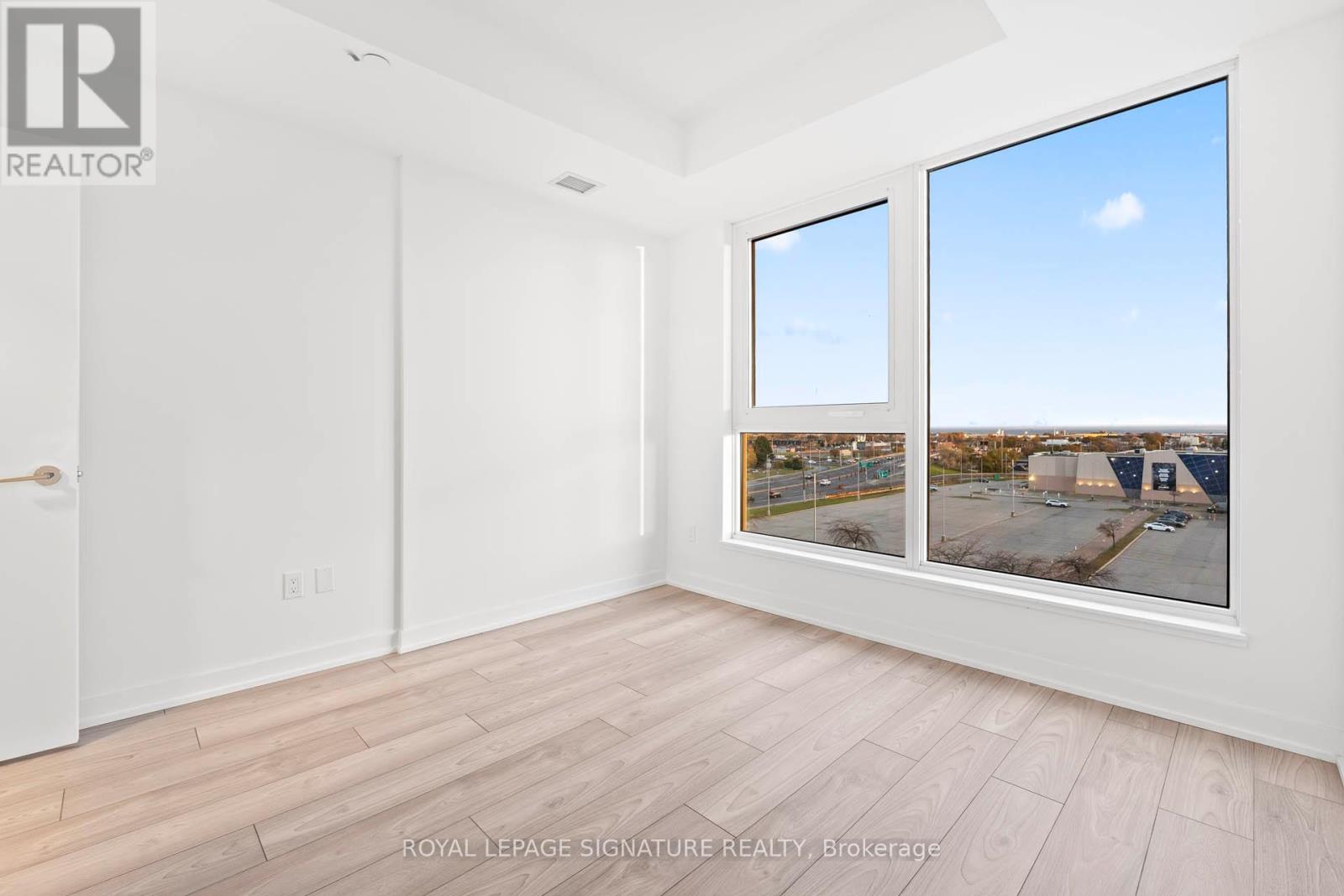 527 - 1007 The Queensway, Toronto, Ontario  M8Z 6C7 - Photo 16 - W12555356