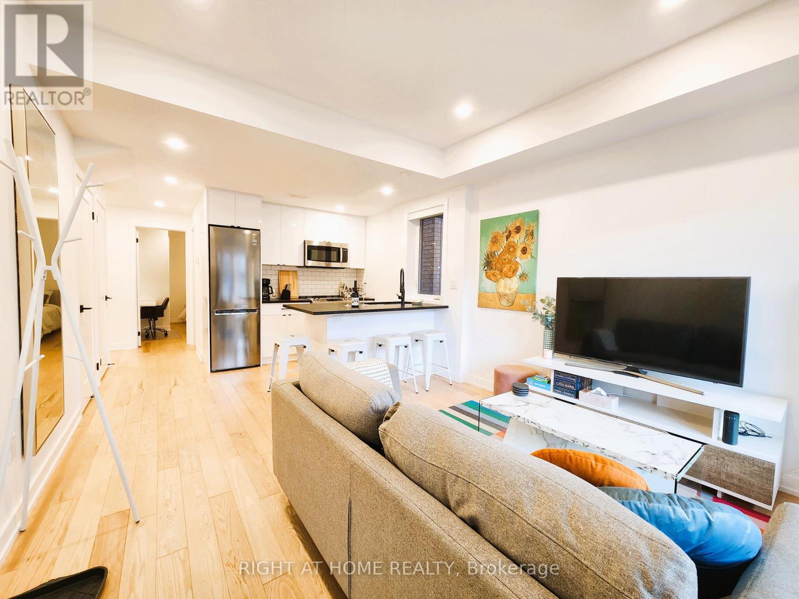 2 - 106 Lappin Avenue, Toronto, Ontario  M6H 1Y4 - Photo 13 - W12555382