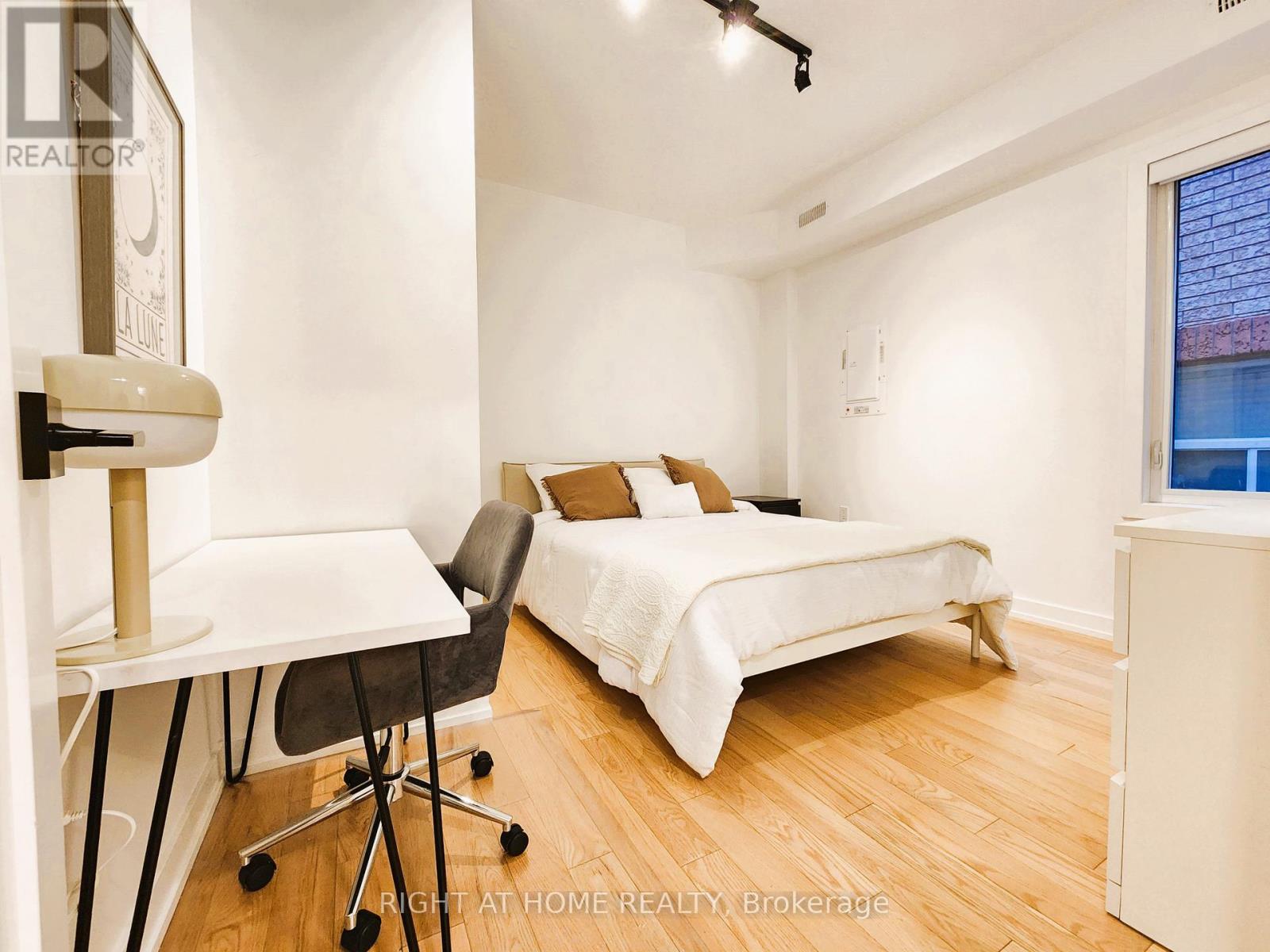 2 - 106 Lappin Avenue, Toronto, Ontario  M6H 1Y4 - Photo 5 - W12555382