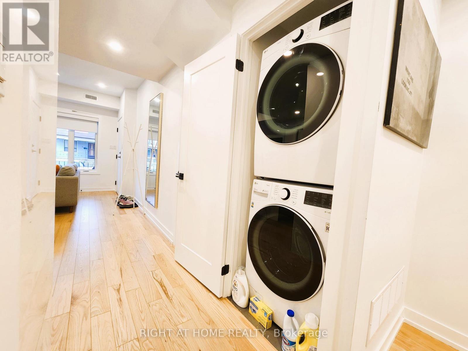 2 - 106 Lappin Avenue, Toronto, Ontario  M6H 1Y4 - Photo 9 - W12555382