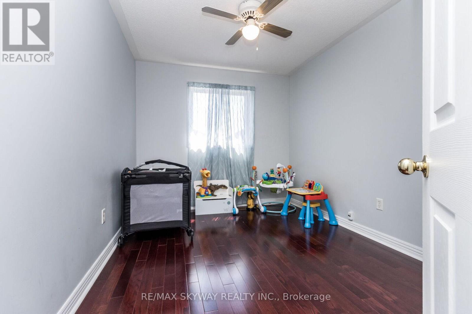 9 Weatherell Drive, Brampton, Ontario  L7A 1Y7 - Photo 20 - W12555394