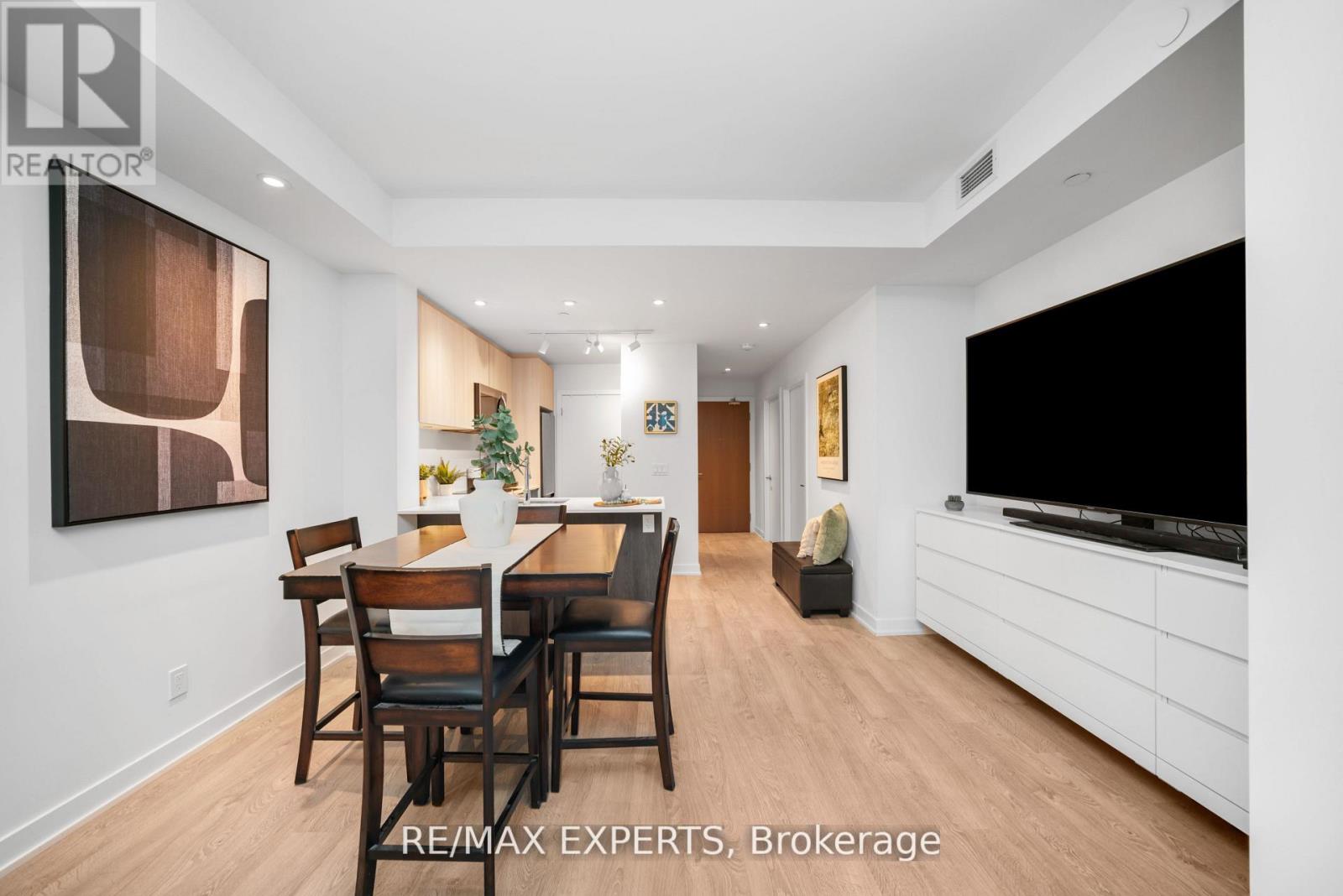 2512 - 1926 Lake Shore Boulevard W, Toronto, Ontario  M6S 1A1 - Photo 10 - W12555406