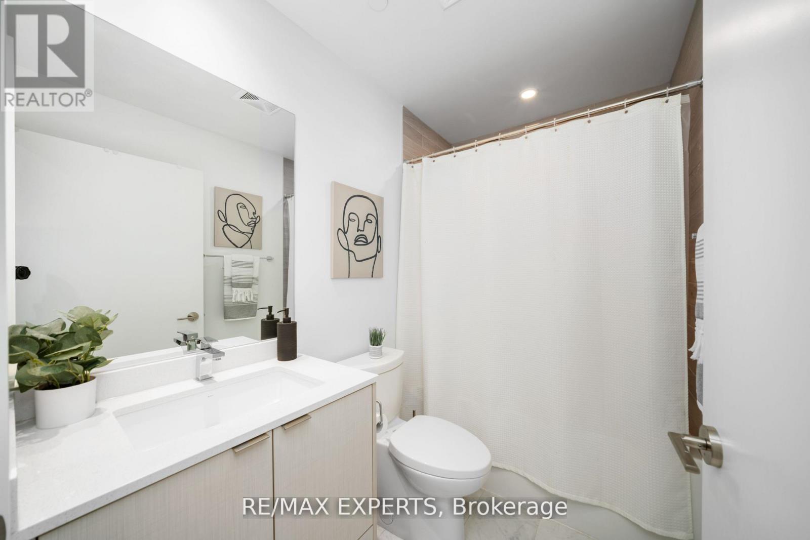 2512 - 1926 Lake Shore Boulevard W, Toronto, Ontario  M6S 1A1 - Photo 13 - W12555406
