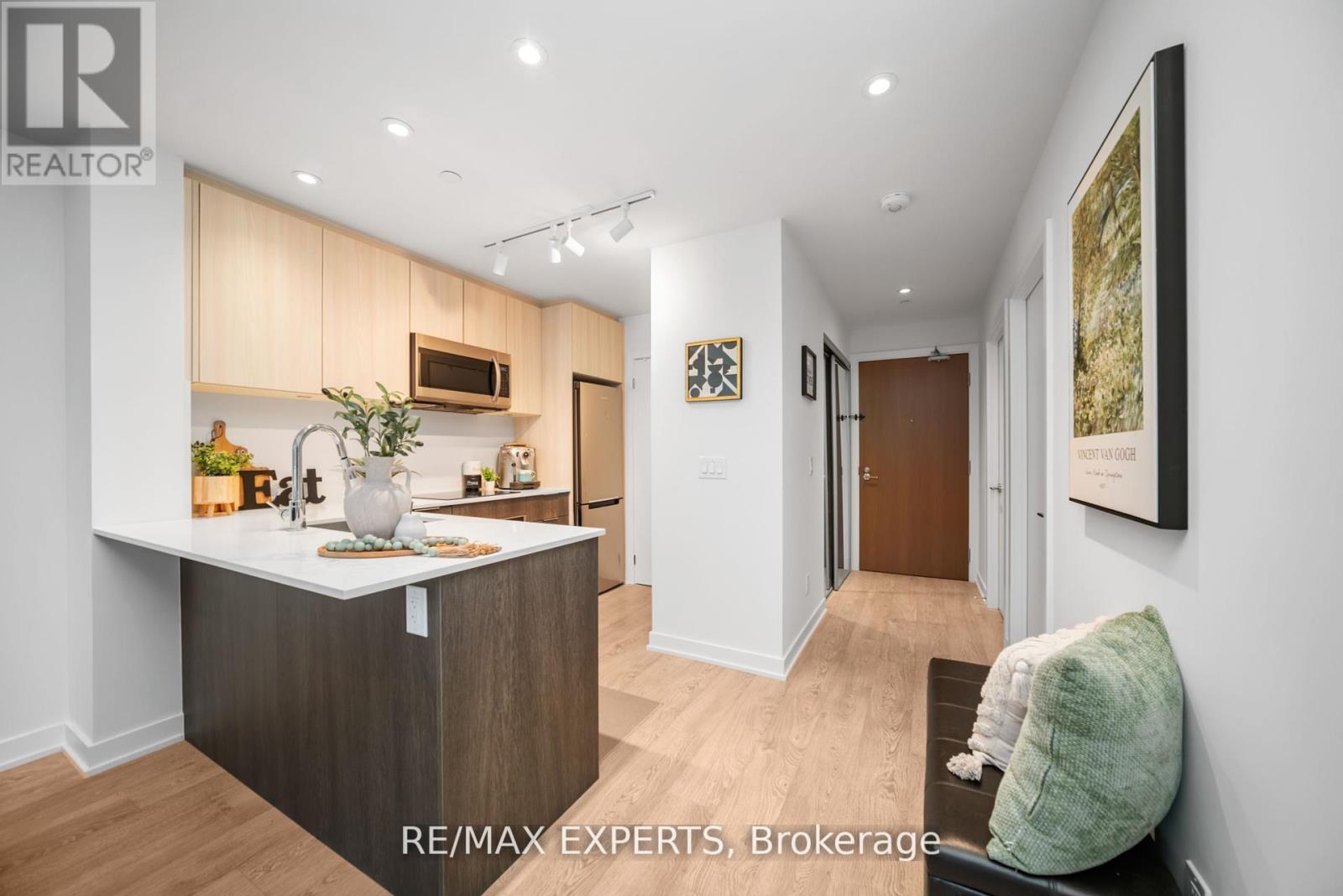 2512 - 1926 Lake Shore Boulevard W, Toronto, Ontario  M6S 1A1 - Photo 4 - W12555406