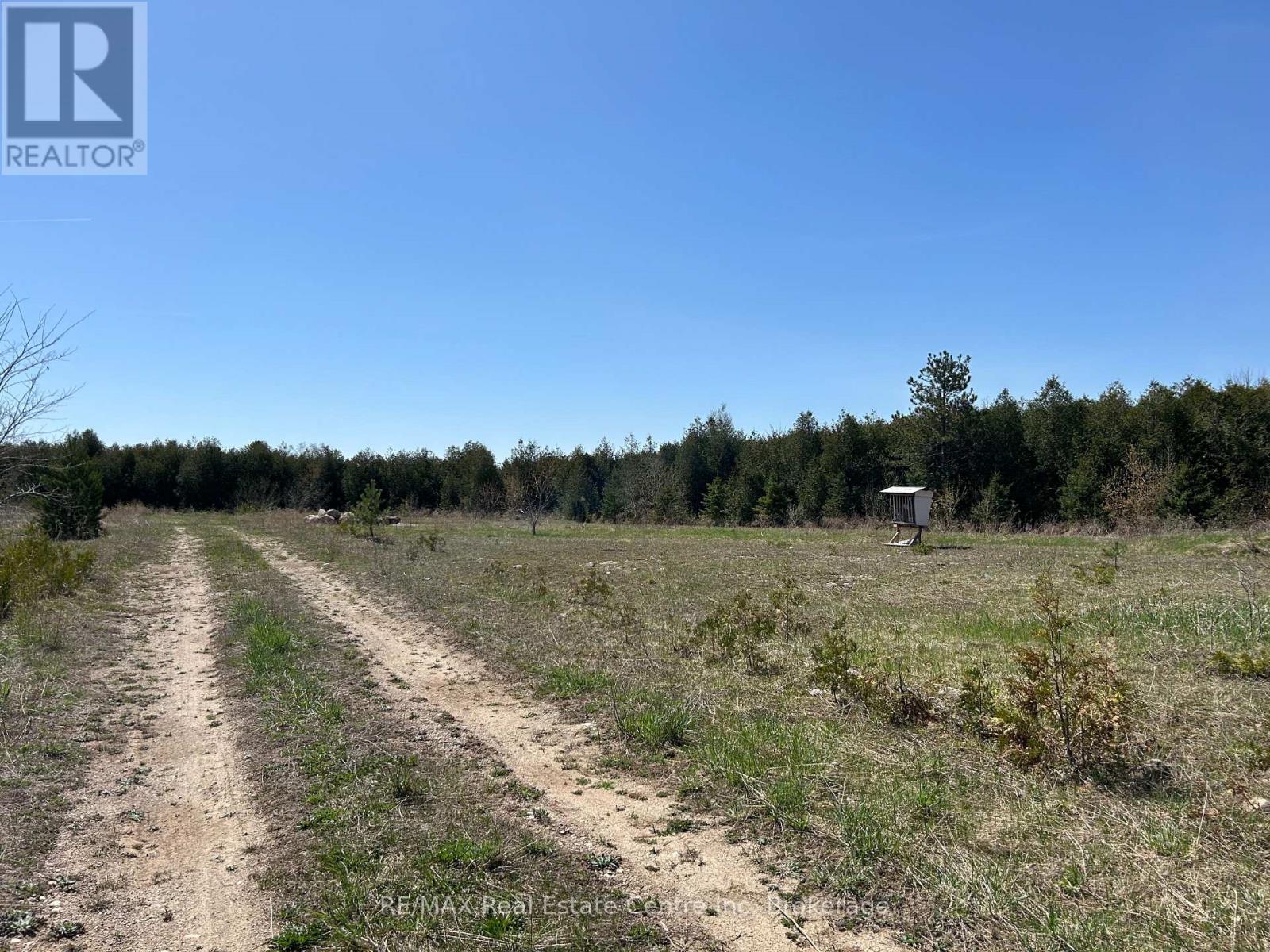 755 Stone Road E, Guelph, Ontario  N1L 1B8 - Photo 5 - X12555552