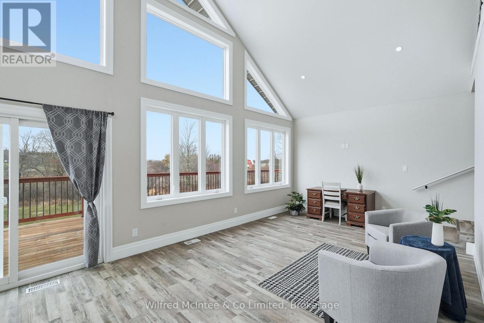 315225 Hwy 6, Chatsworth, Ontario  N0H 2V0 - Photo 4 - X12555554