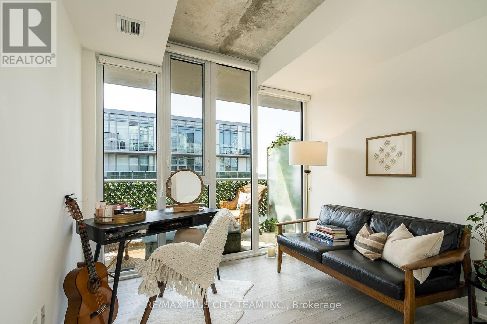 915 - 30 Baseball Place, Toronto, Ontario  M4M 0E8 - Photo 17 - E12503722