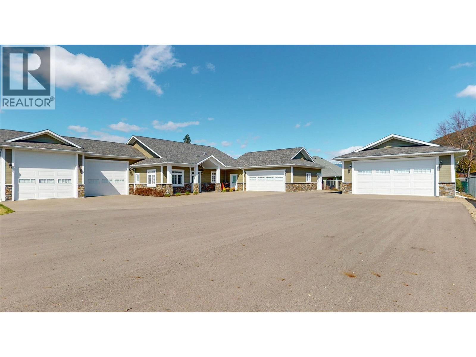 Creston House for sale:  3 bedroom 1,870 sq.ft. (Listed 2025-04-25)