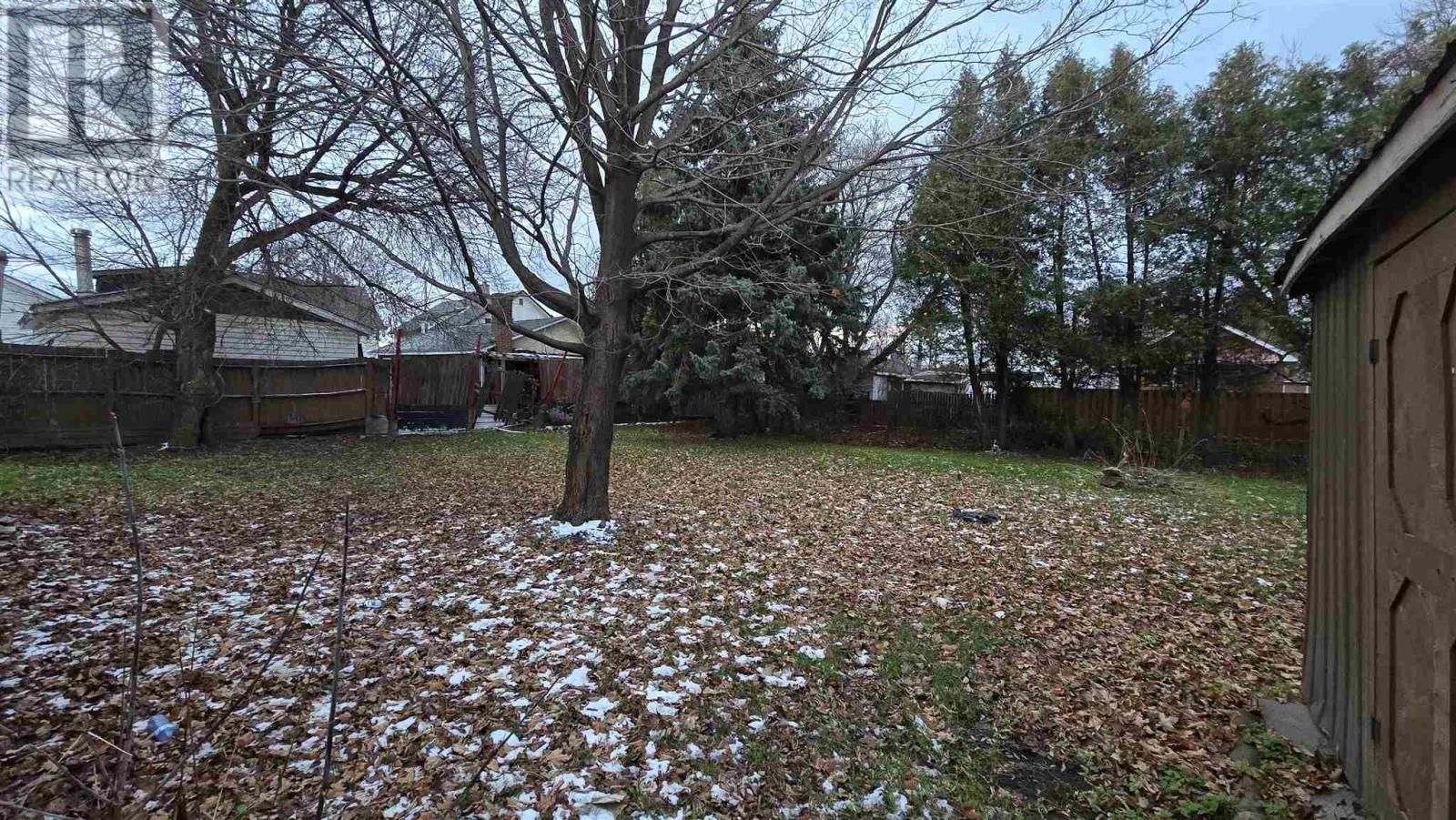 651 Wallace Ter, Sault Ste. Marie, Ontario  P6C 1M1 - Photo 3 - SM253293