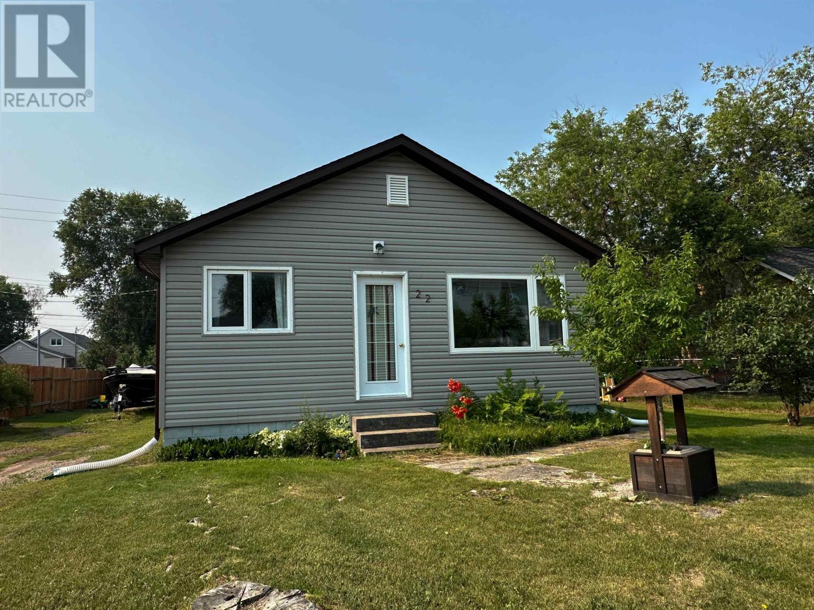 22 William St, Cochenour, Ontario  P0V 1L0 - Photo 2 - TB252351