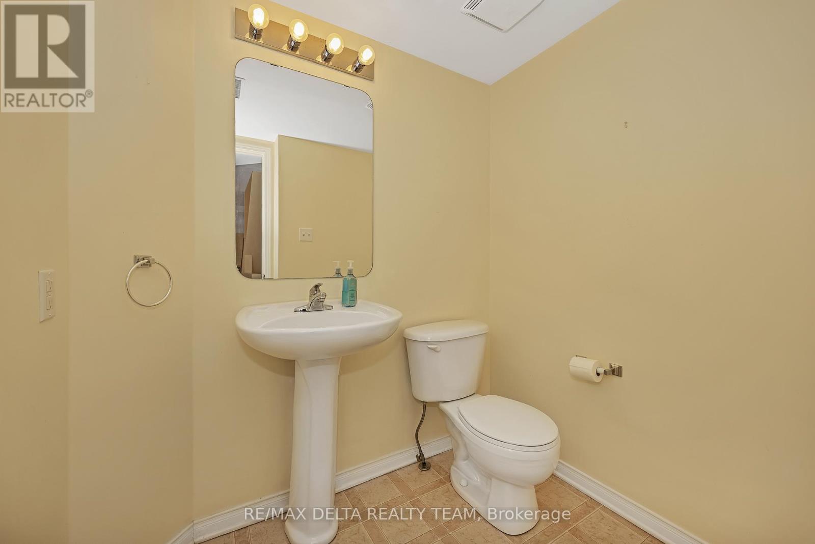 14 Lakepointe Drive, Ottawa, Ontario K4A 5E3 - Photo 15 - X12555530