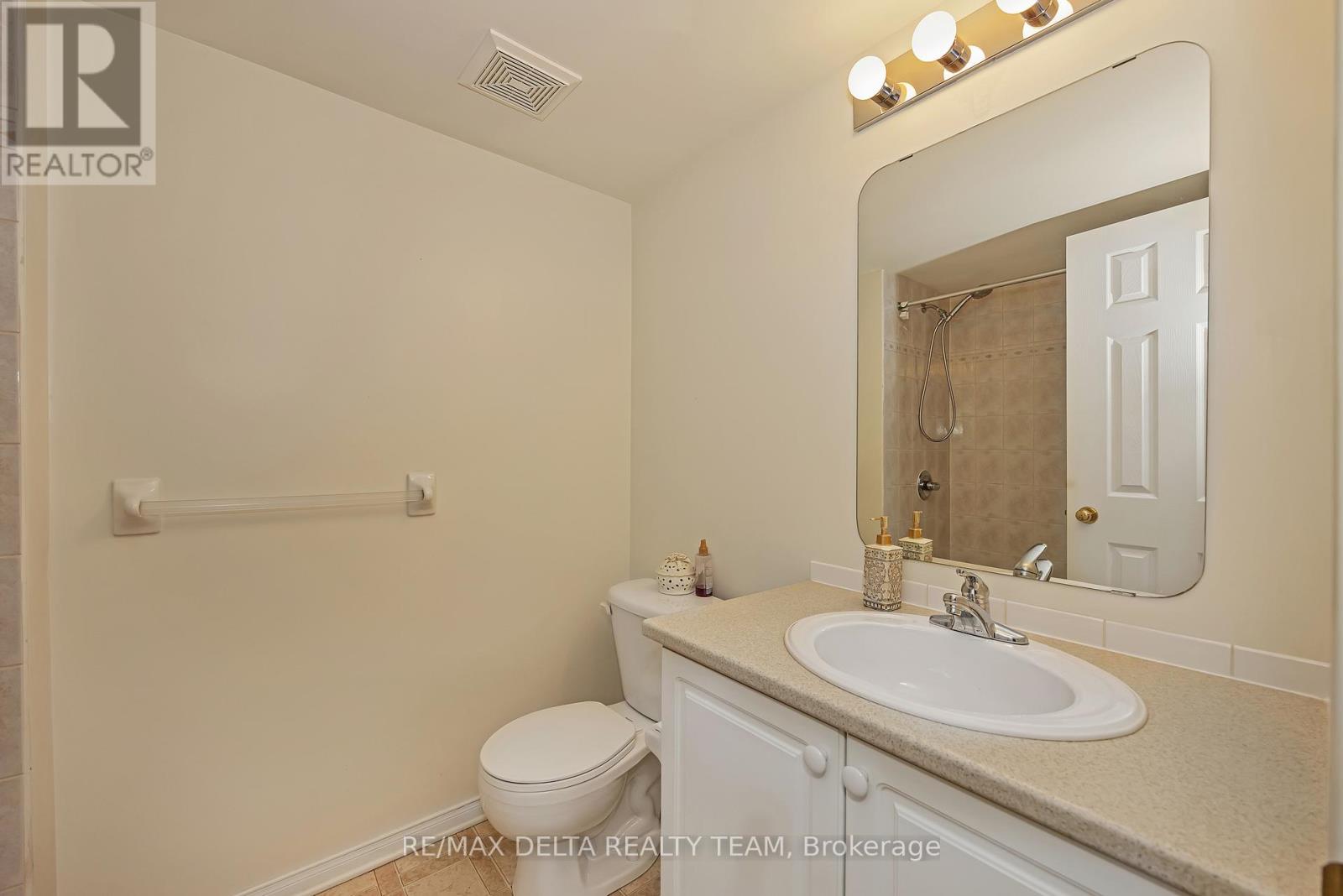 14 Lakepointe Drive, Ottawa, Ontario K4A 5E3 - Photo 22 - X12555530