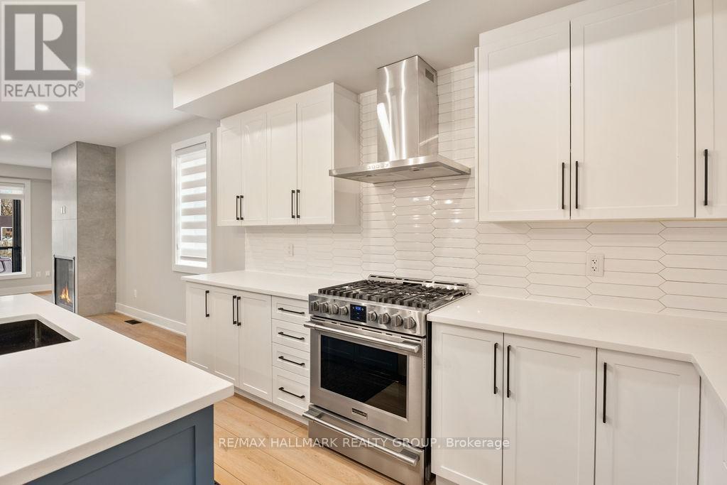 B - 72 Armstrong Street, Ottawa, Ontario  K1Y 2V7 - Photo 12 - X12555544