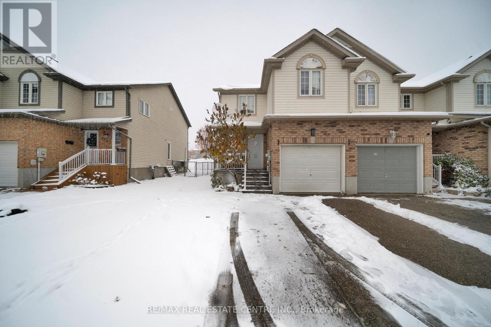 255 Prosperity Drive, Kitchener, Ontario  N2E 4B1 - Photo 2 - X12555166