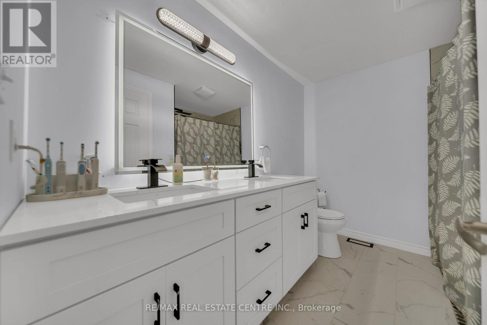 255 Prosperity Drive, Kitchener, Ontario  N2E 4B1 - Photo 25 - X12555166