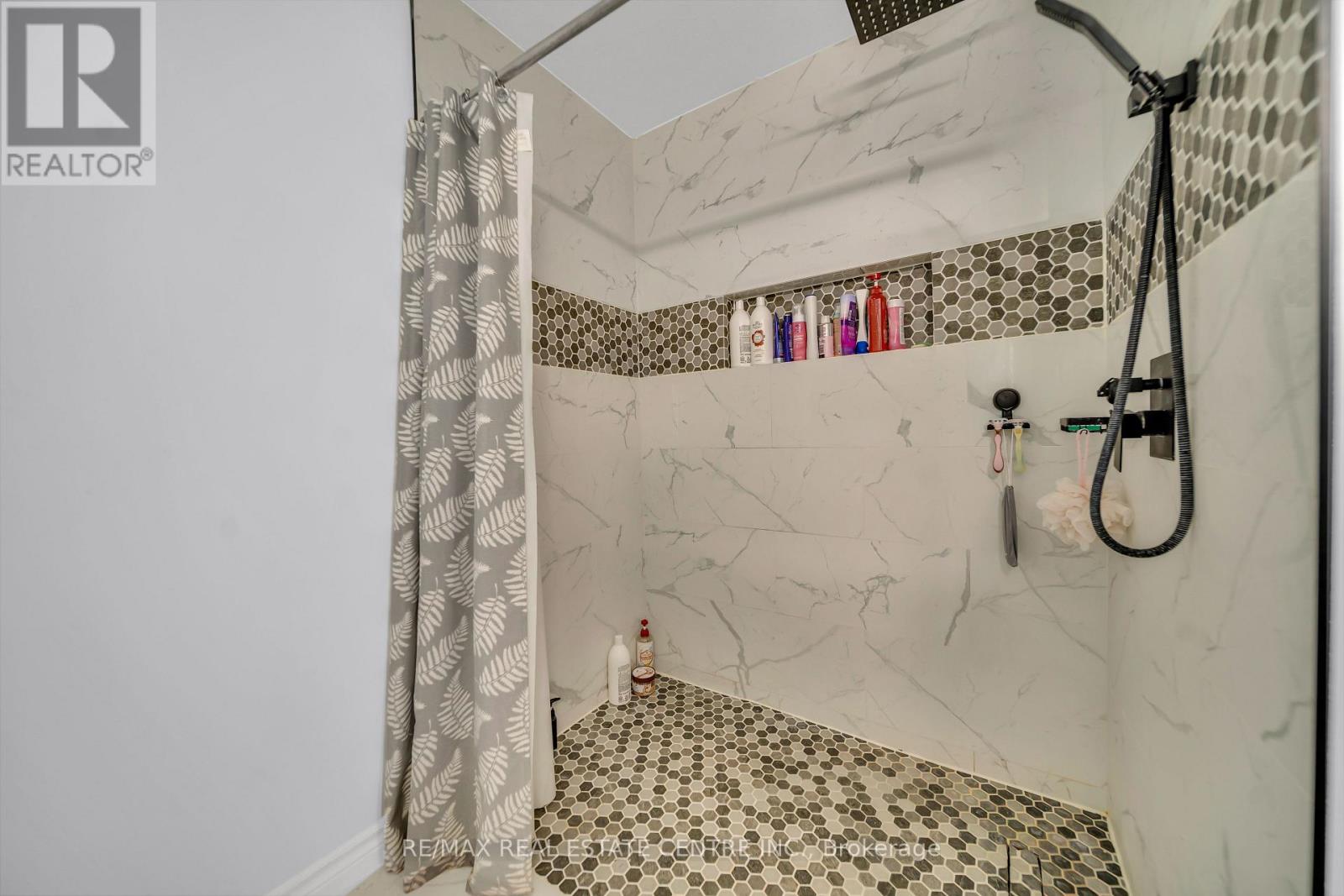 255 Prosperity Drive, Kitchener, Ontario  N2E 4B1 - Photo 30 - X12555166