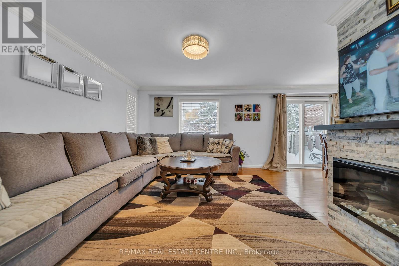 255 Prosperity Drive, Kitchener, Ontario  N2E 4B1 - Photo 8 - X12555166