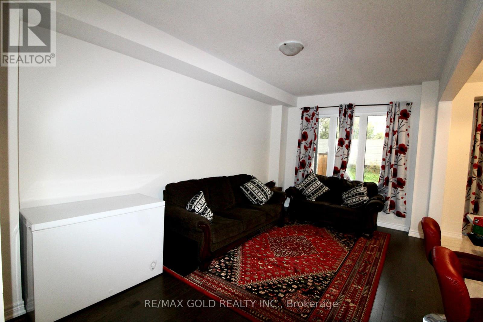 52 - 166 Deerpath Drive, Guelph, Ontario  N1K 0E2 - Photo 6 - X12555190