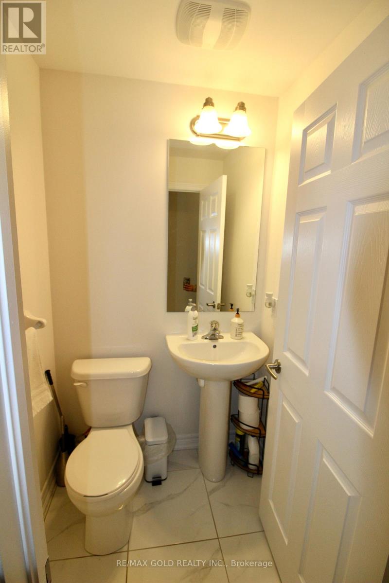 52 - 166 Deerpath Drive, Guelph, Ontario  N1K 0E2 - Photo 8 - X12555190