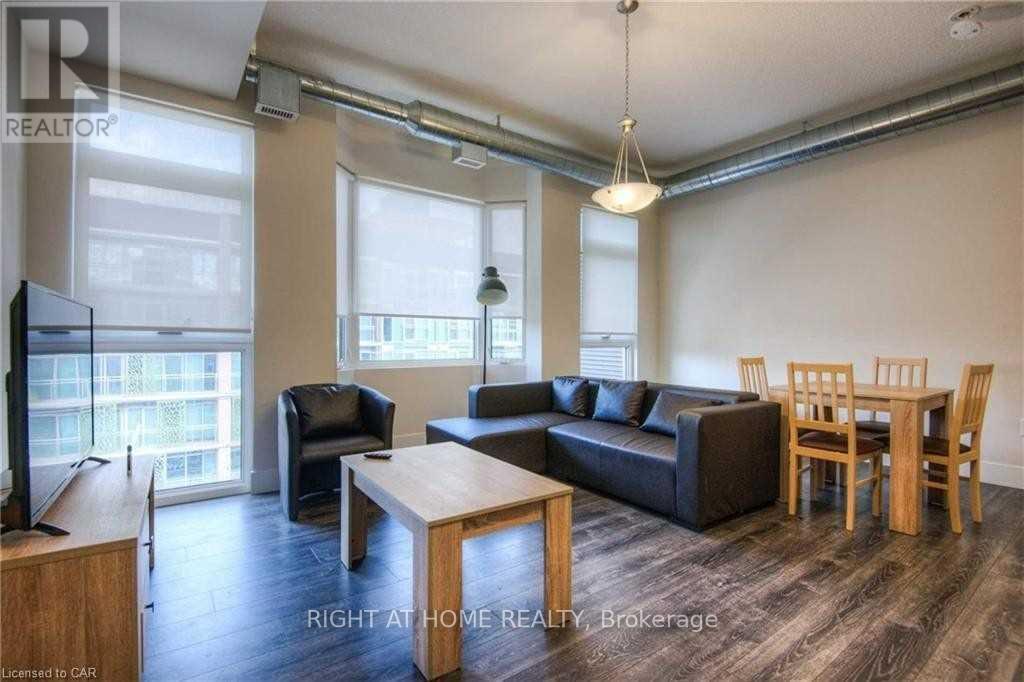 405 - 253 Albert Street, Waterloo, Ontario  N2L 3T7 - Photo 3 - X12555216