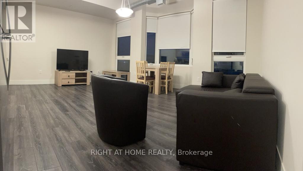 405 - 253 Albert Street, Waterloo, Ontario  N2L 3T7 - Photo 8 - X12555216