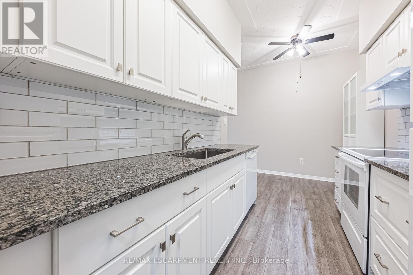 104 - 30 Harrisford Street, Hamilton, Ontario  L8K 6M9 - Photo 10 - X12555234