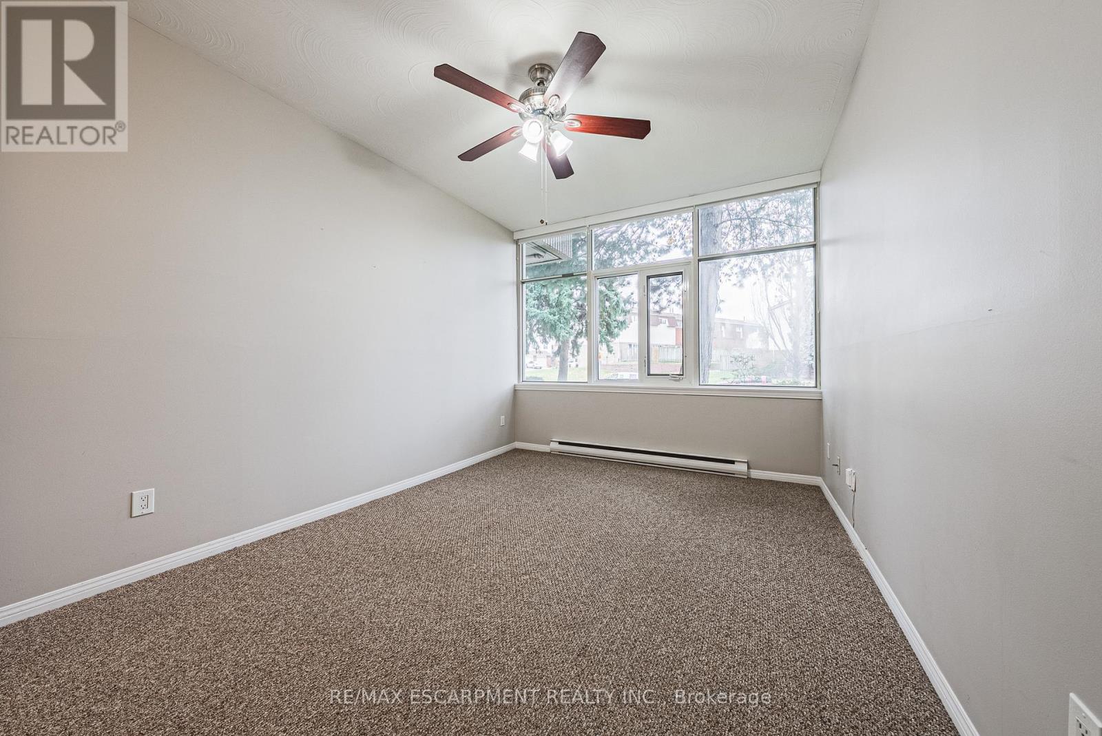 104 - 30 Harrisford Street, Hamilton, Ontario  L8K 6M9 - Photo 17 - X12555234