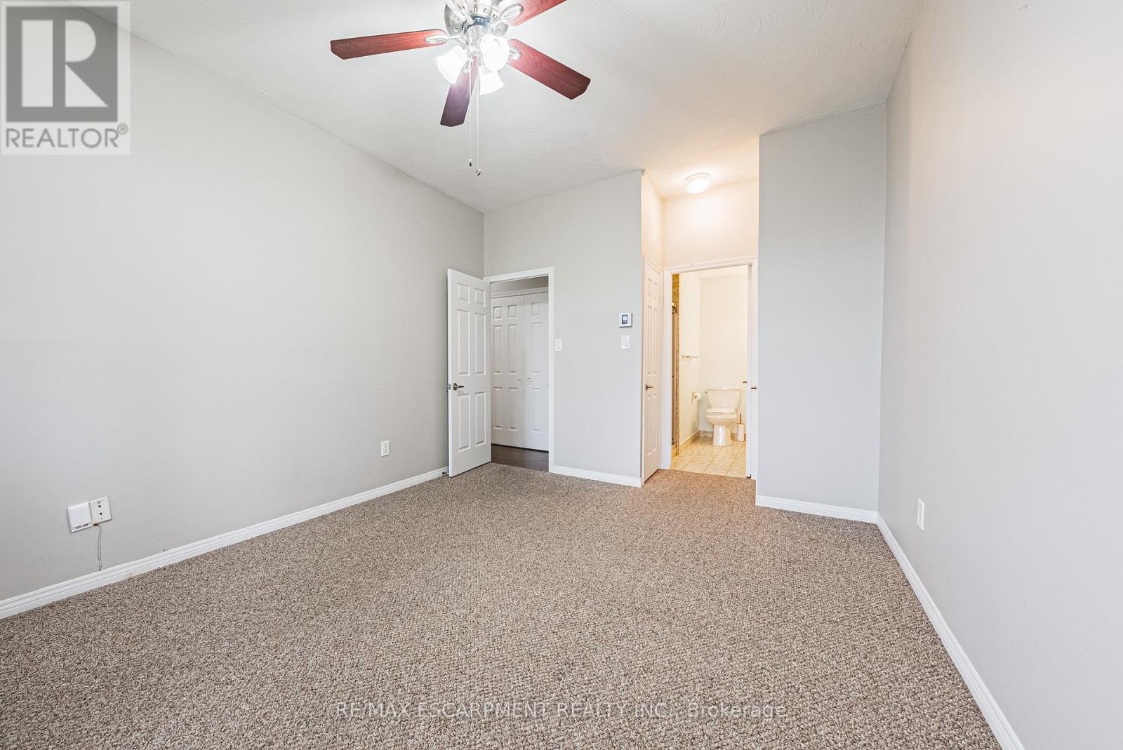 104 - 30 Harrisford Street, Hamilton, Ontario  L8K 6M9 - Photo 19 - X12555234