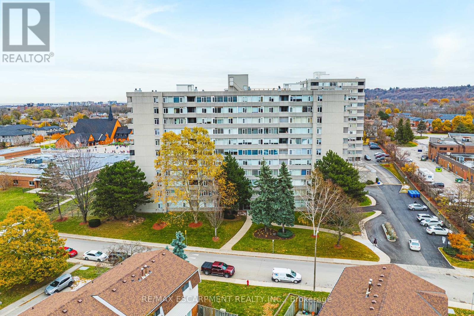 104 - 30 Harrisford Street, Hamilton, Ontario  L8K 6M9 - Photo 2 - X12555234