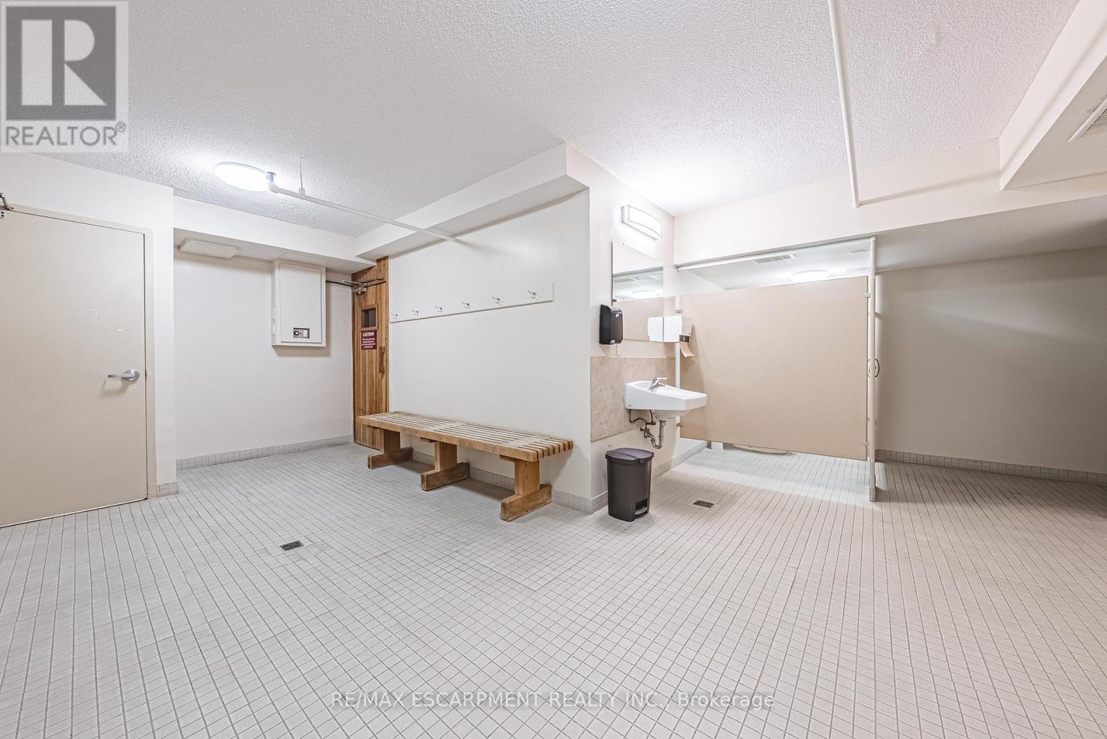 104 - 30 Harrisford Street, Hamilton, Ontario  L8K 6M9 - Photo 28 - X12555234