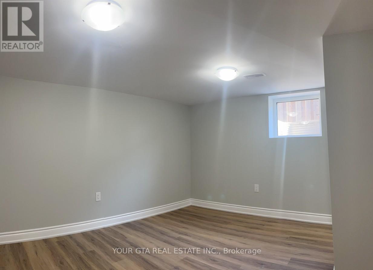 102 Massey Avenue, Kitchener, Ontario  N2C 1M5 - Photo 13 - X12555282