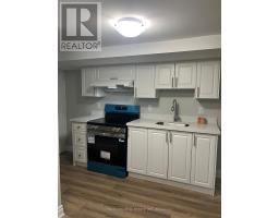 102 MASSEY AVENUE, Kitchener, Ontario