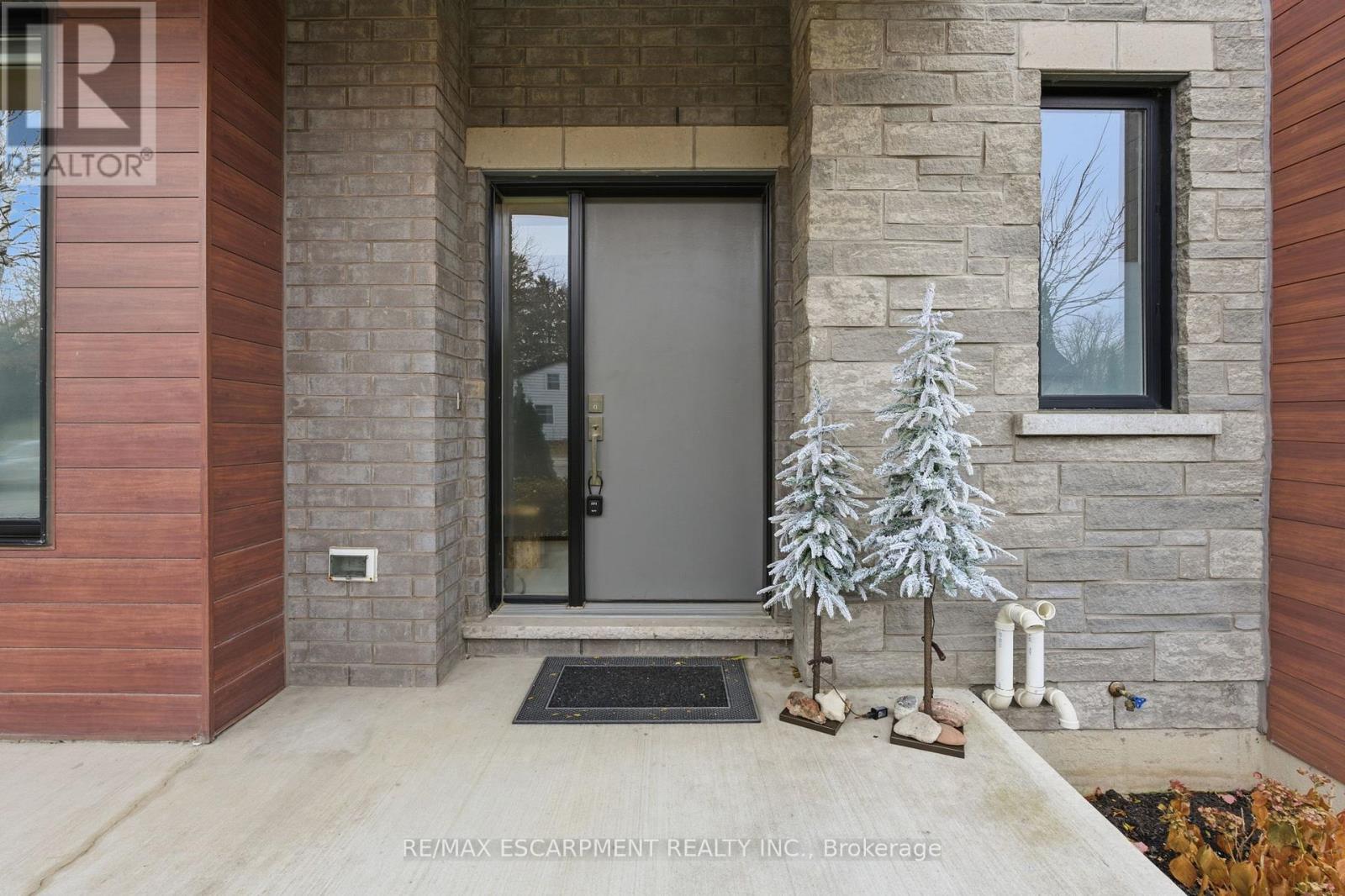 21 - 107 Concession Street, Cambridge, Ontario  N1R 2H2 - Photo 5 - X12555370