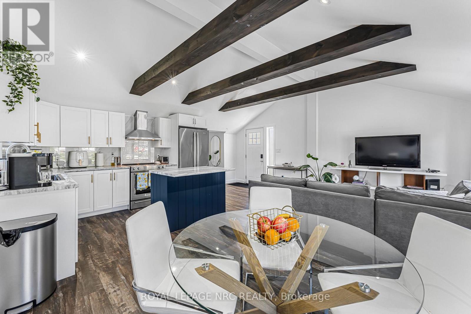 414 Washington Road, Fort Erie, Ontario  L2A 4K4 - Photo 16 - X12555498