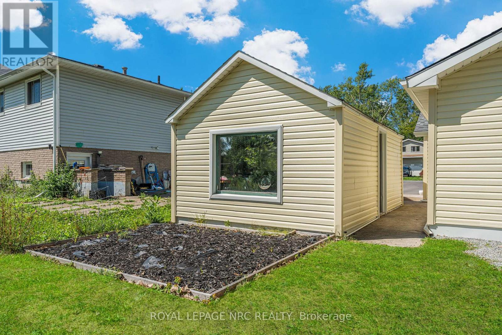 414 Washington Road, Fort Erie, Ontario  L2A 4K4 - Photo 28 - X12555498