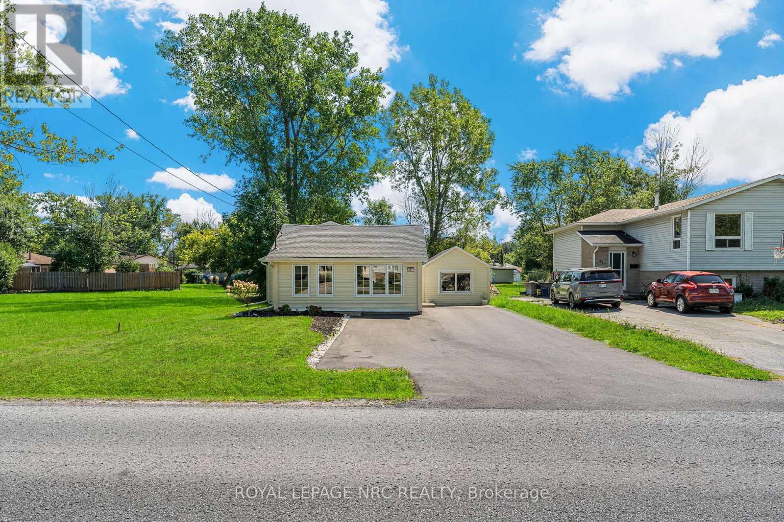 414 Washington Road, Fort Erie, Ontario  L2A 4K4 - Photo 3 - X12555498