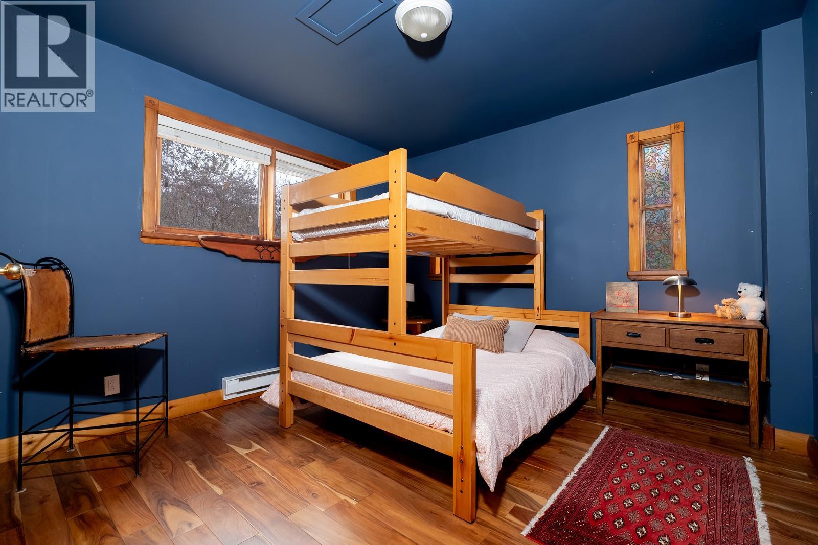 2075 Thompson Avenue, Rossland, British Columbia  V0G 1Y0 - Photo 24 - 10367444