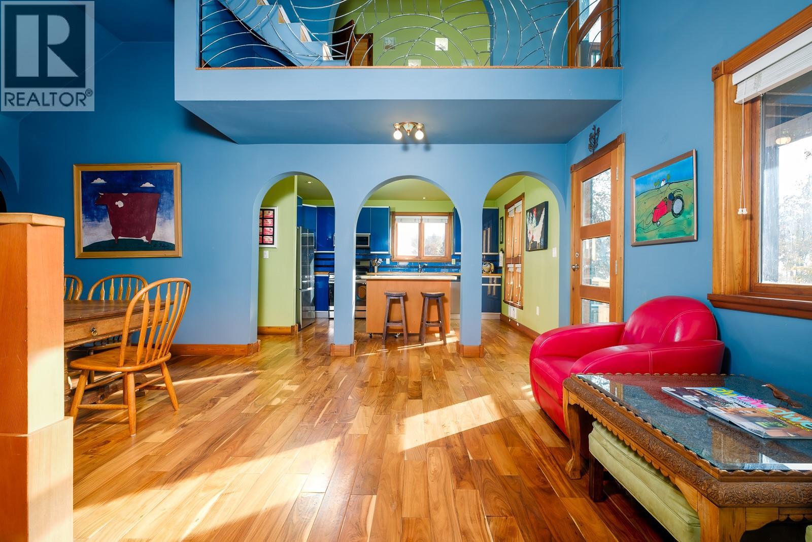 2075 Thompson Avenue, Rossland, British Columbia  V0G 1Y0 - Photo 4 - 10367444