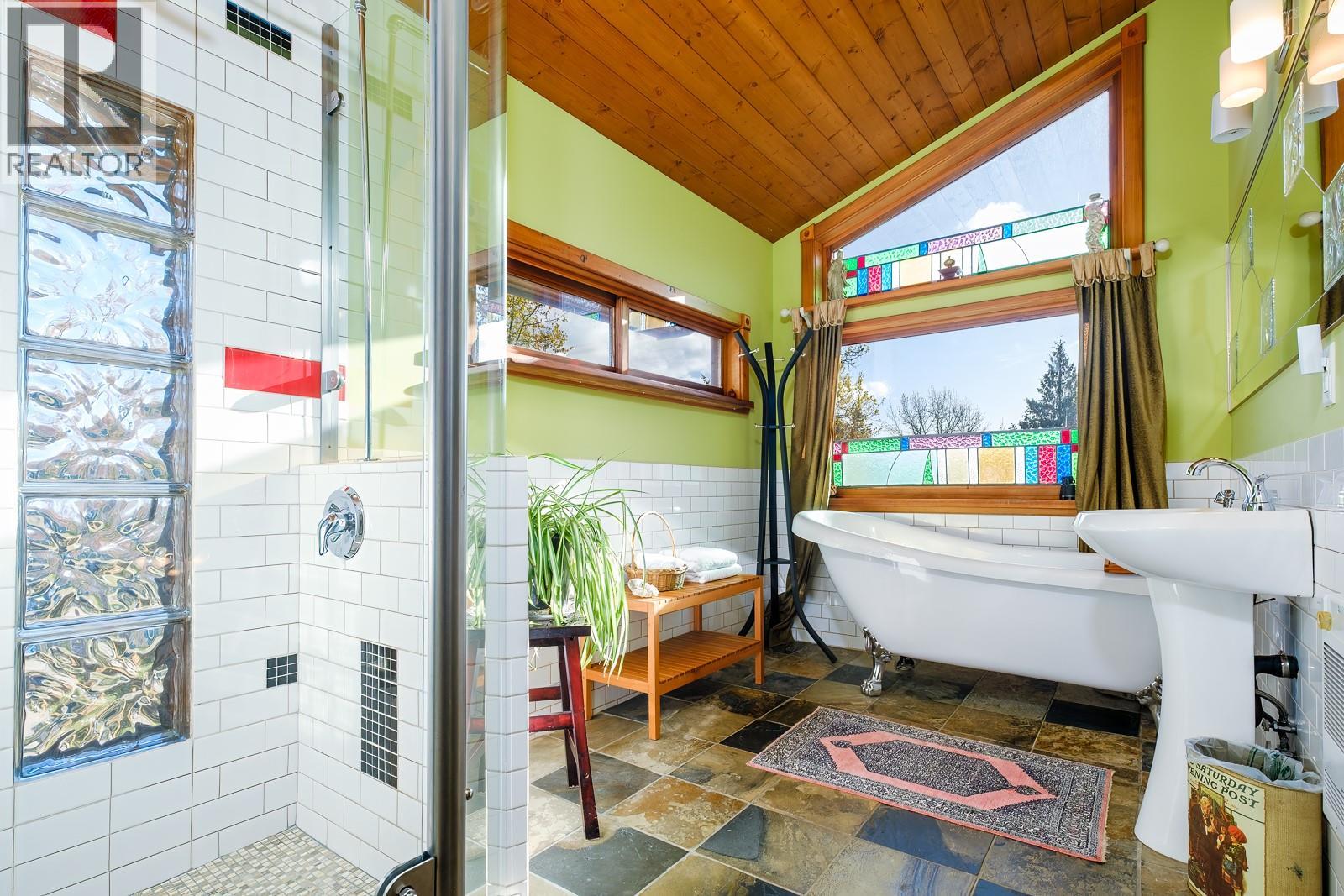 2075 Thompson Avenue, Rossland, British Columbia  V0G 1Y0 - Photo 45 - 10367444