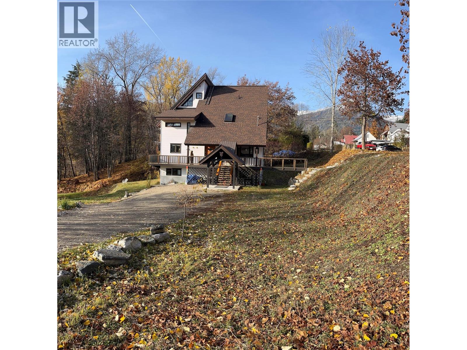 2075 Thompson Avenue, Rossland, British Columbia  V0G 1Y0 - Photo 60 - 10367444