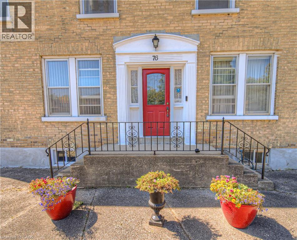 76 Roseview Avenue, Cambridge, Ontario  N1R 4A7 - Photo 2 - 40769716