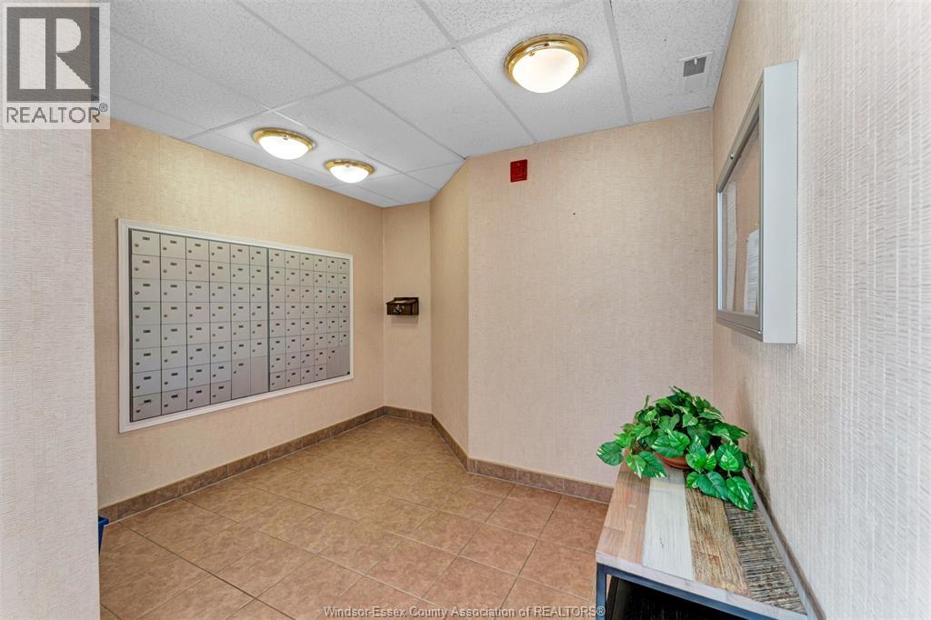 5000 Wyandotte Unit# 404, Windsor, Ontario N8Y 5B8 - Photo 6 - 25029068