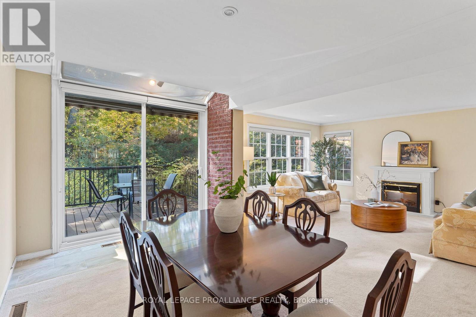 35 Country Club Place, Brockville, Ontario  K6V 6T6 - Photo 18 - X12555470