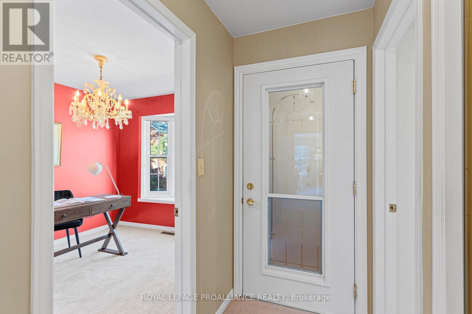 35 Country Club Place, Brockville, Ontario  K6V 6T6 - Photo 22 - X12555470