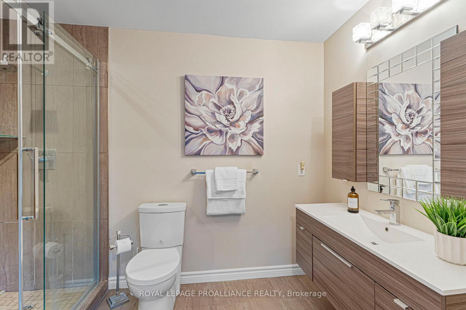 35 Country Club Place, Brockville, Ontario  K6V 6T6 - Photo 35 - X12555470